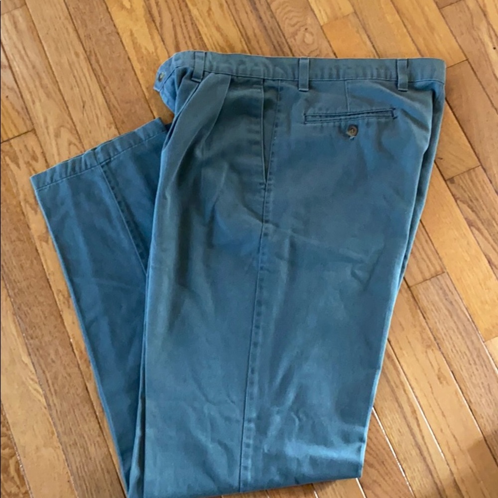 Men’s gray pants by dockers